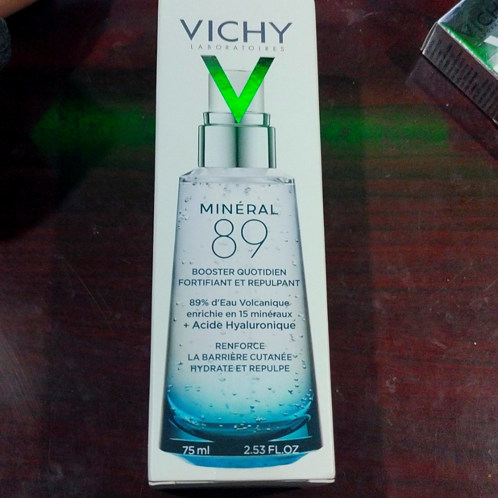 Vichy laboratory Mineral 89
